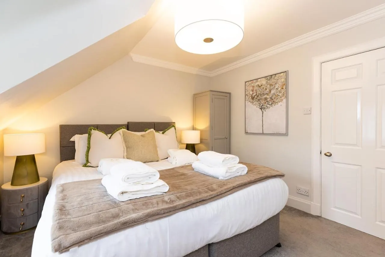 Righ Properties - Luxurious City Centre Three Bedroom Apartment Édimbourg Royaume-Uni